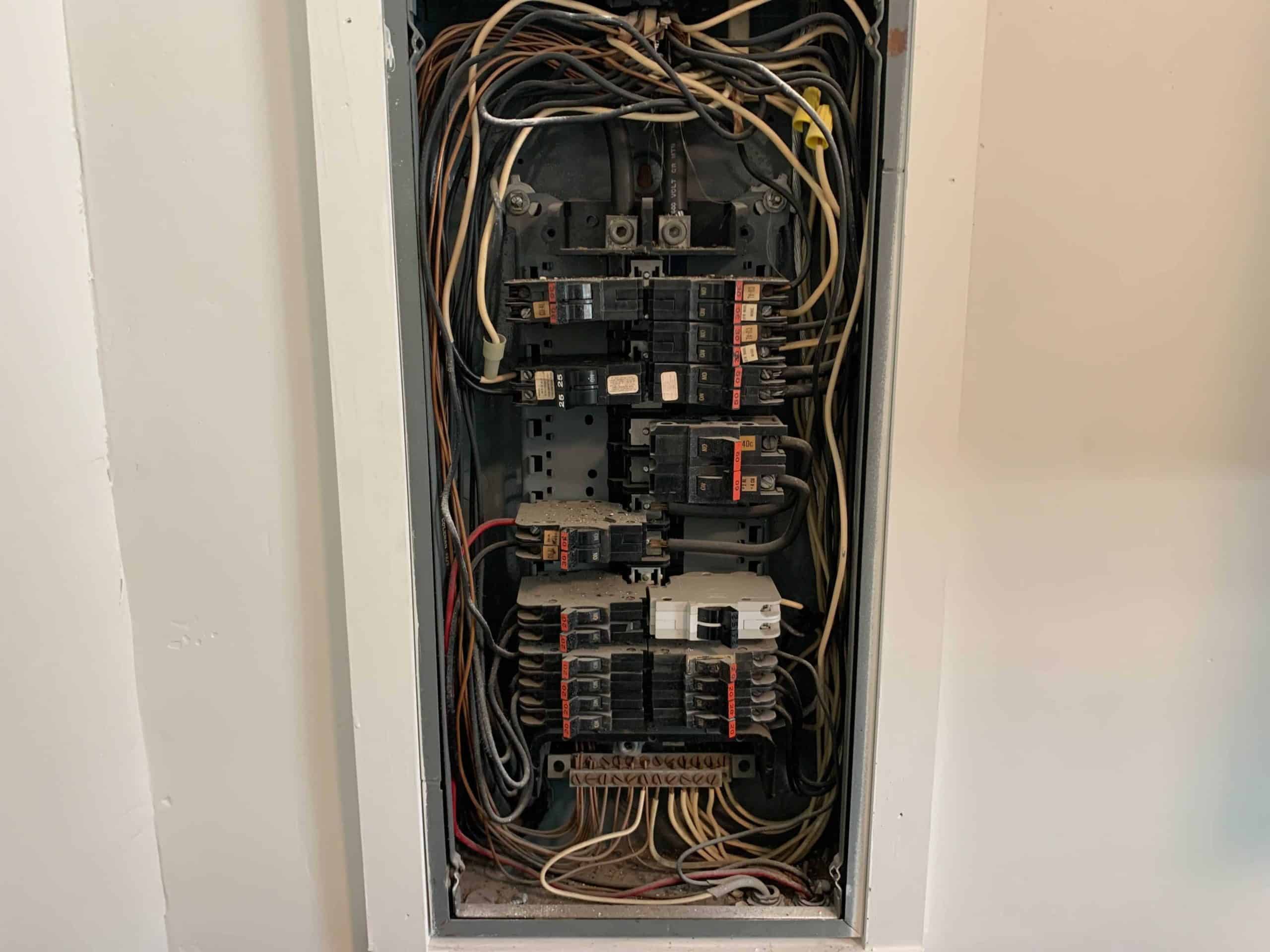 Split bus panel